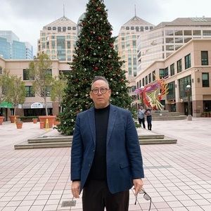 Meet your Posher, Cuong